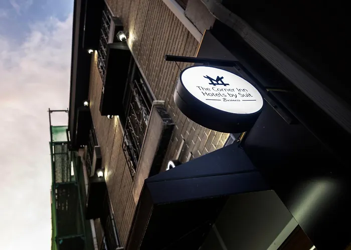 The Corner By فندق 3*